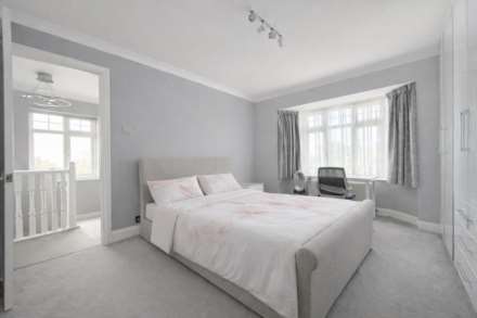 Carlton Aveune East, Wembley, Image 17