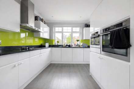 Carlton Aveune East, Wembley, Image 6