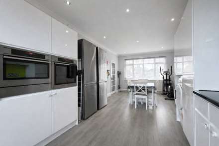 Carlton Aveune East, Wembley, Image 8