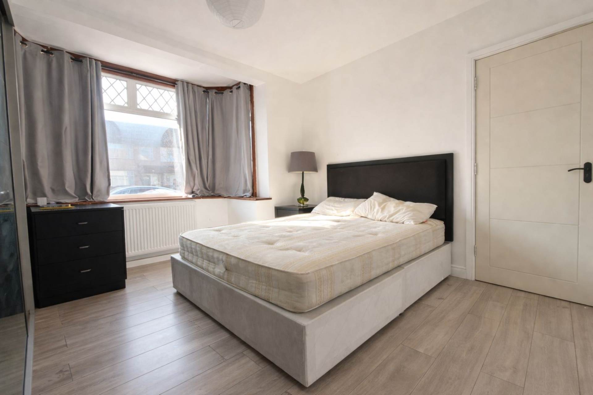 Coniston Avenue, Greenford, Image 4