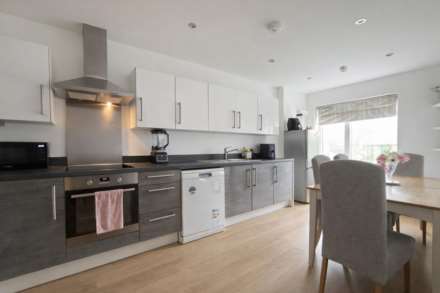 Dan Court, Park Royal , NW10, Image 8