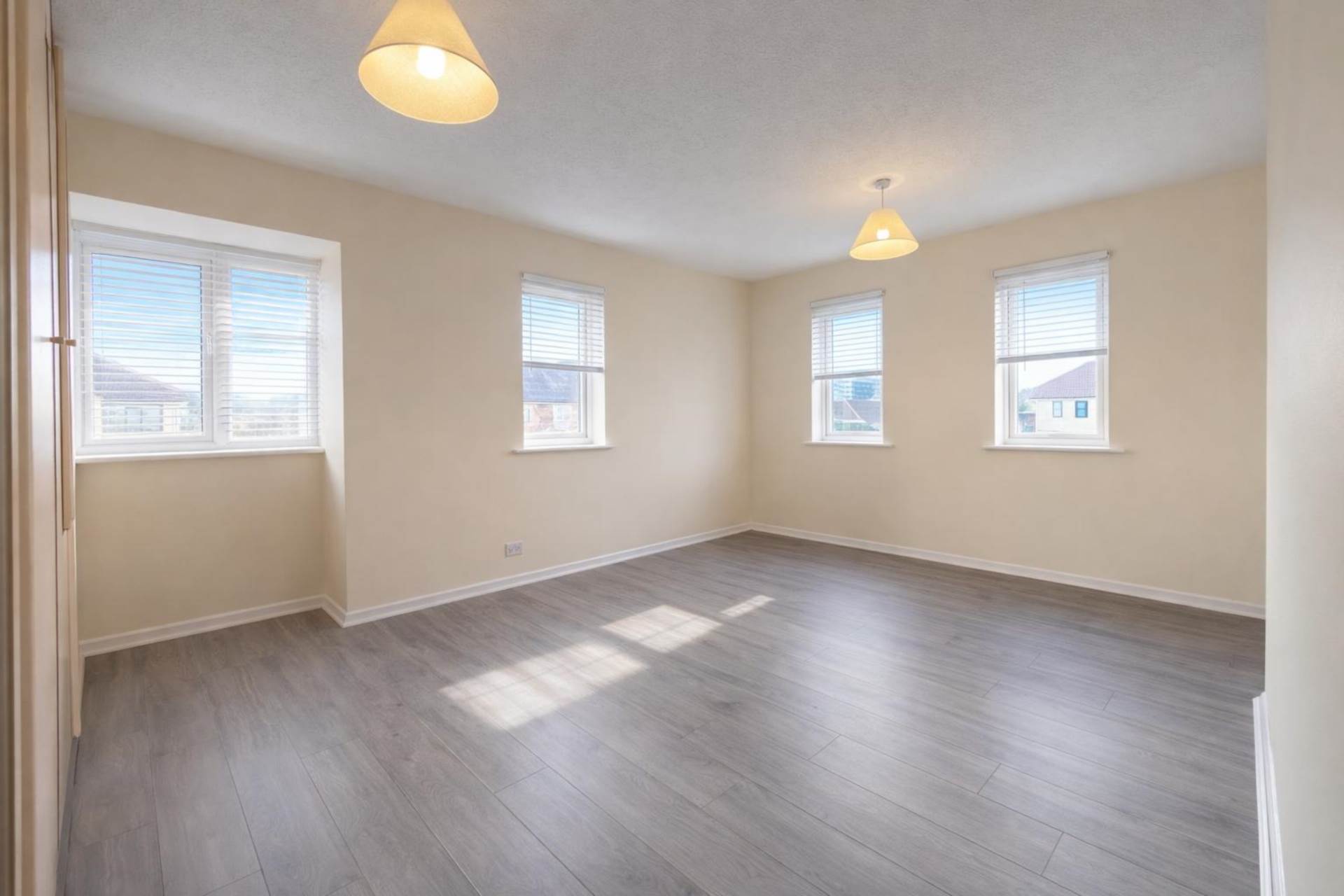 Laurel Court, Wembley, Image 4