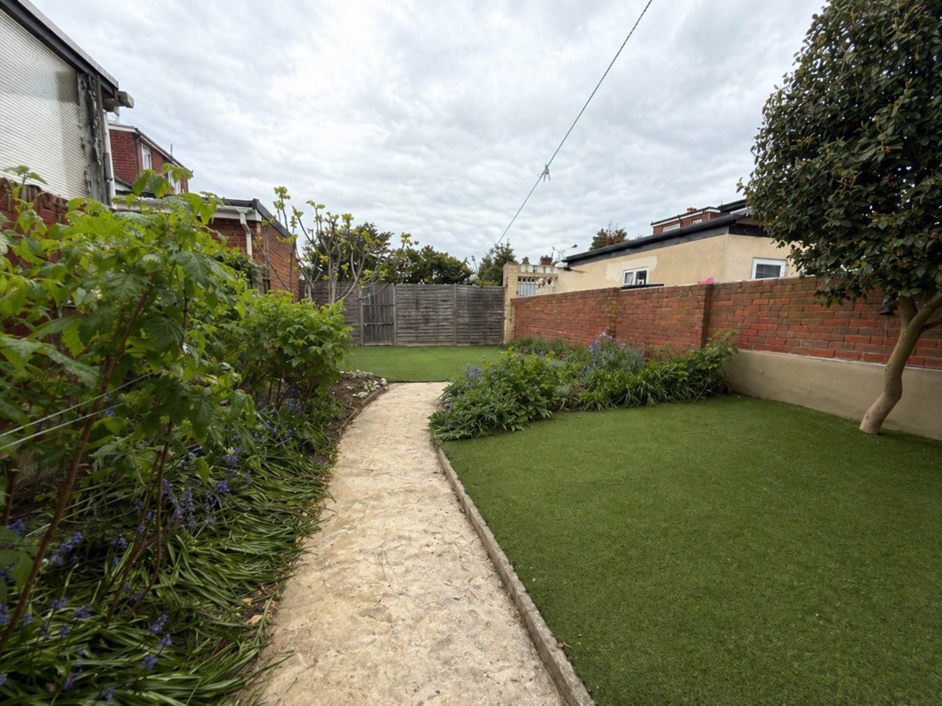 Allan Way, Acton, Image 25