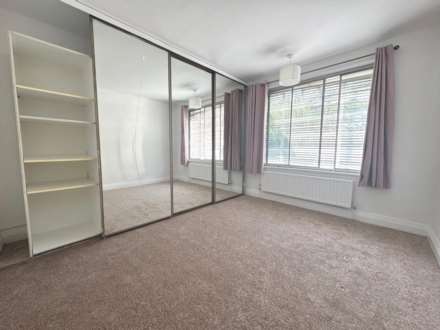 Hill Court, Hanger Lane W5, Image 2
