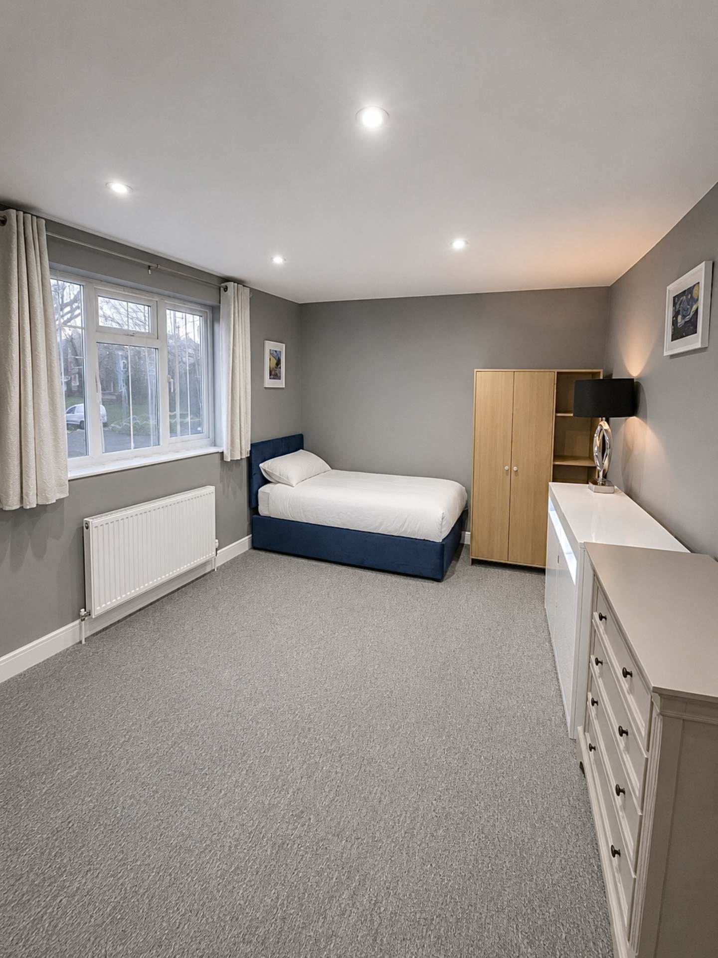 Northolt, Image 1