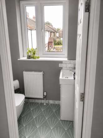Northolt, Image 4