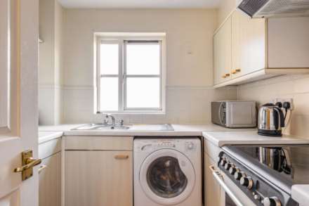 Anderson Close, Acton ,W3, Image 6