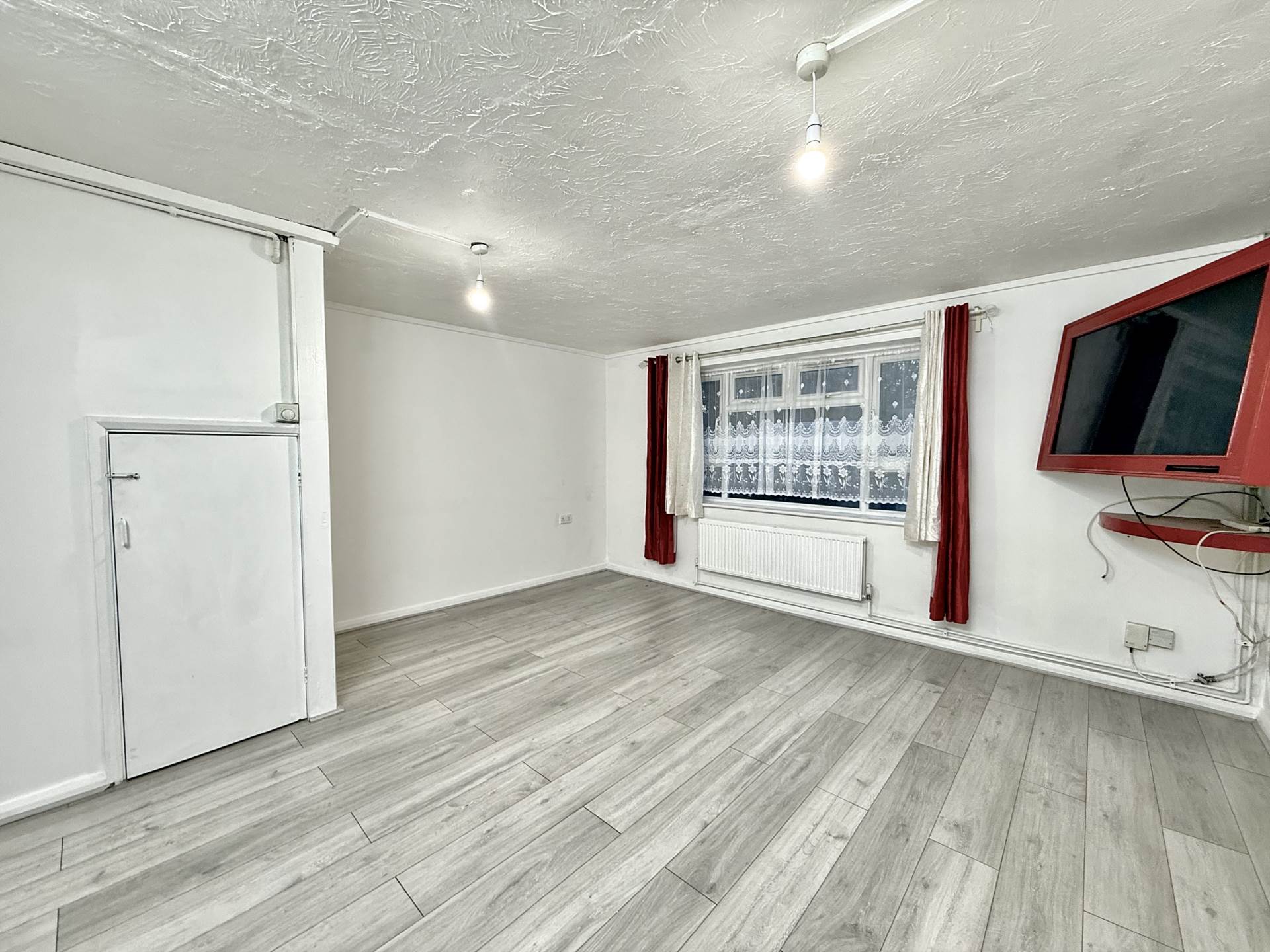 Wordsworth Way, West Drayton, Image 6