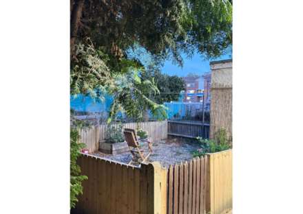 Wordsworth Way, West Drayton, Image 16