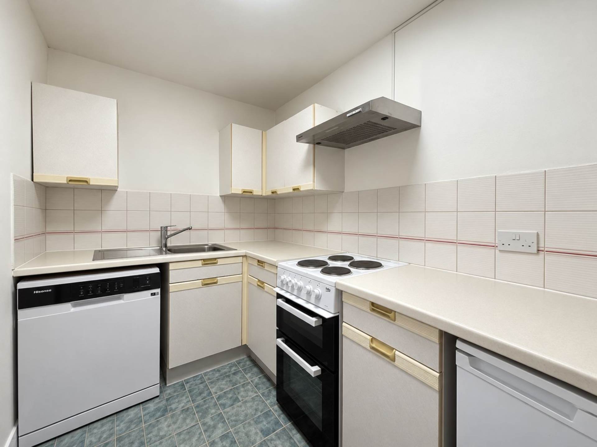 Laurel Court, Wembley, Image 5