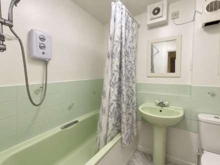 Laurel Court, Wembley, Image 8
