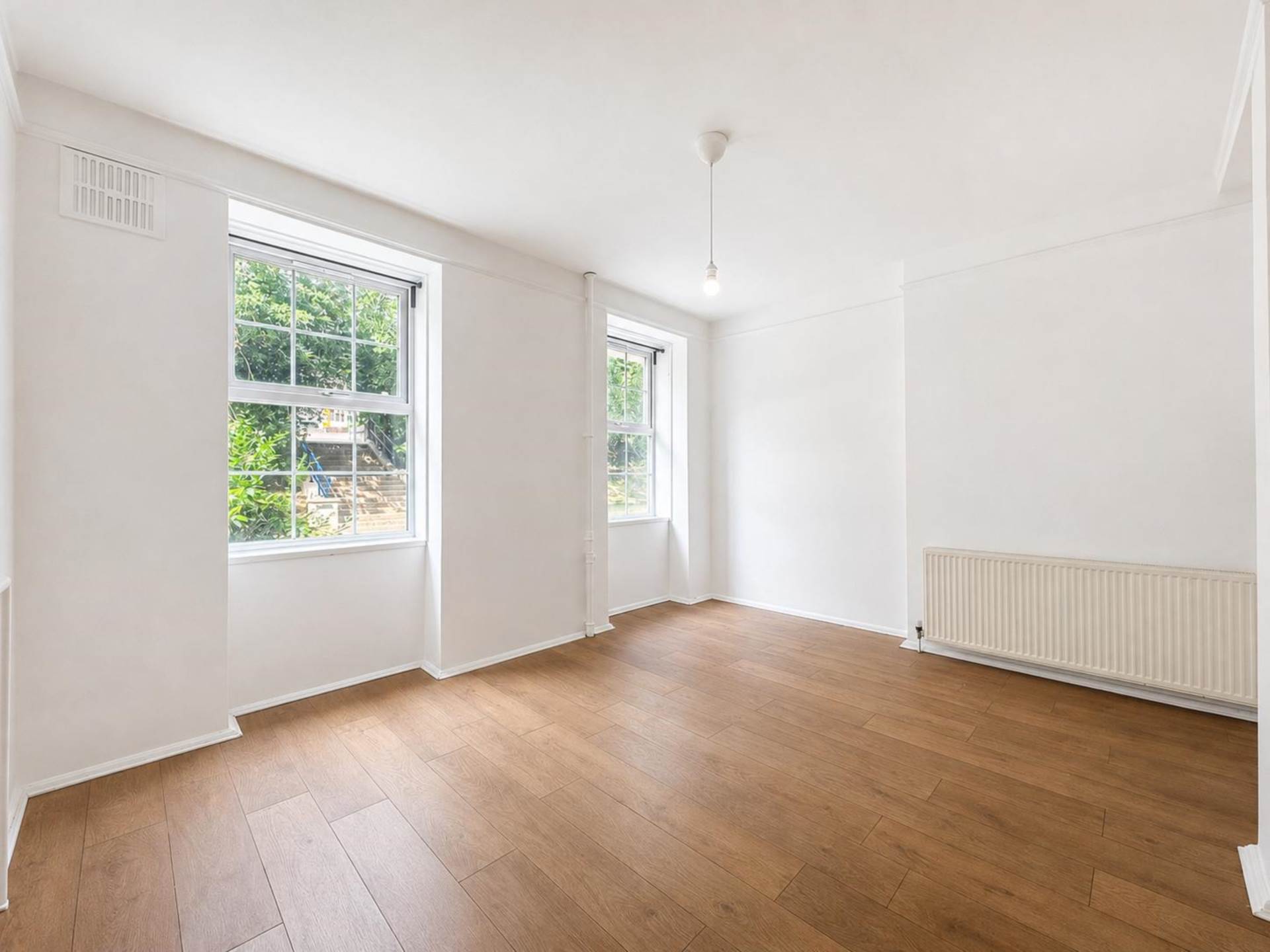 Western Avenue, London , w5, Image 5