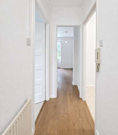 Western Avenue, London , w5, Image 2