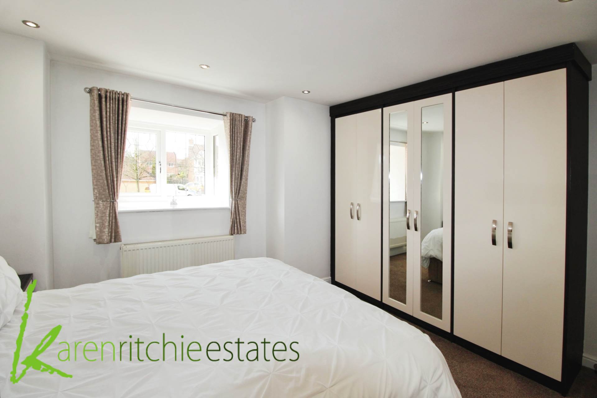 Waterslea Drive, Heaton BL1 5FJ, Image 20