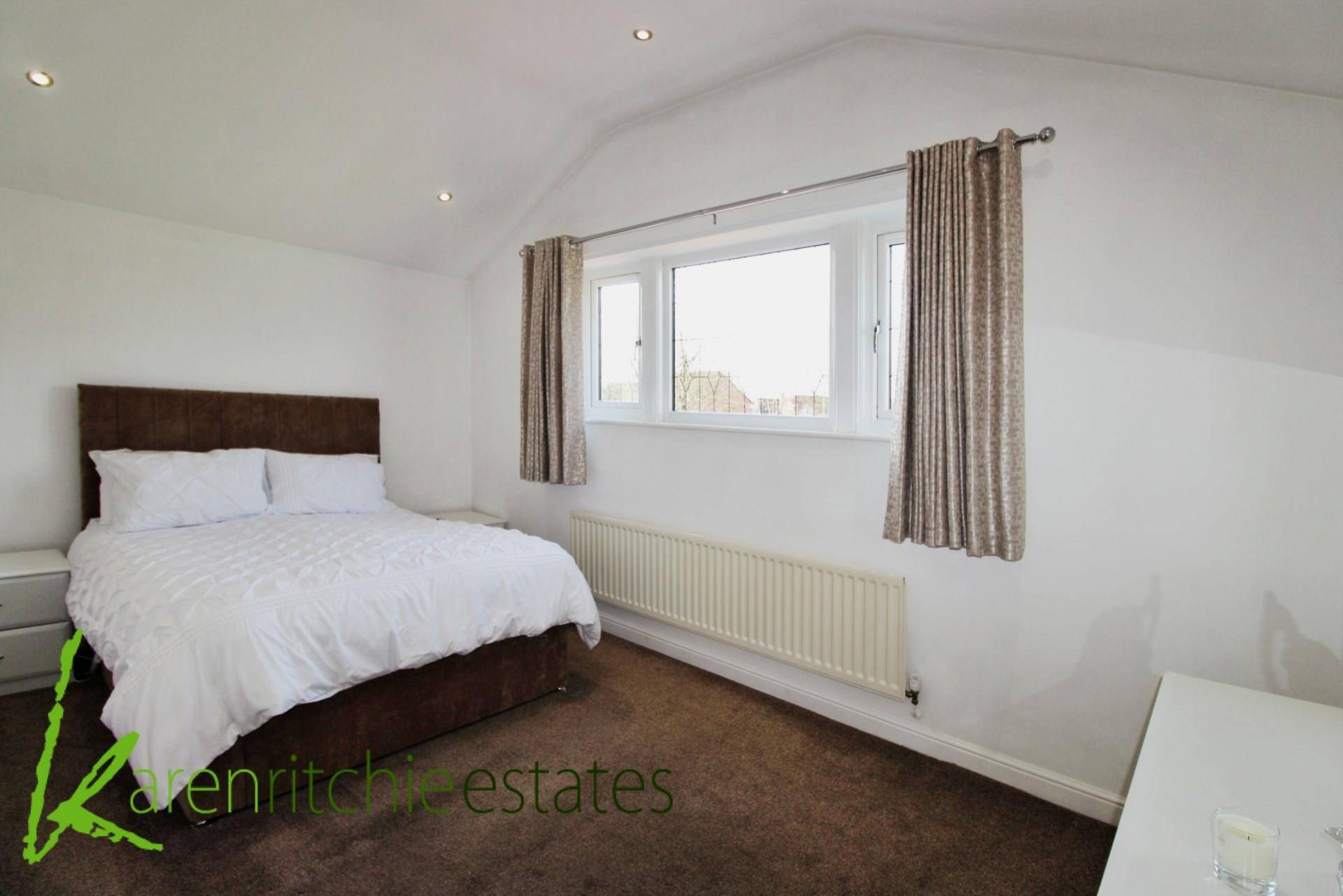 Waterslea Drive, Heaton BL1 5FJ, Image 29