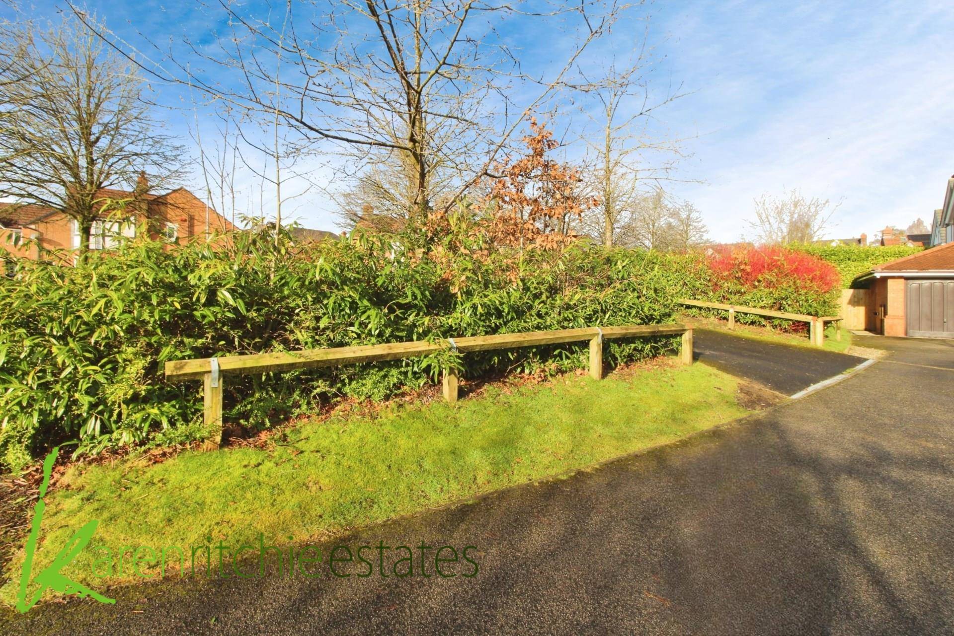 Waterslea Drive, Heaton BL1 5FJ, Image 4
