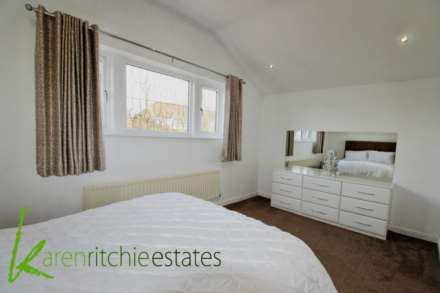 Waterslea Drive, Heaton BL1 5FJ, Image 14