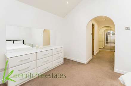 Waterslea Drive, Heaton BL1 5FJ, Image 15