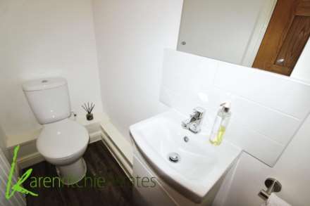 Waterslea Drive, Heaton BL1 5FJ, Image 31