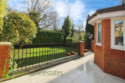 Waterslea Drive, Heaton BL1 5FJ, Image 35