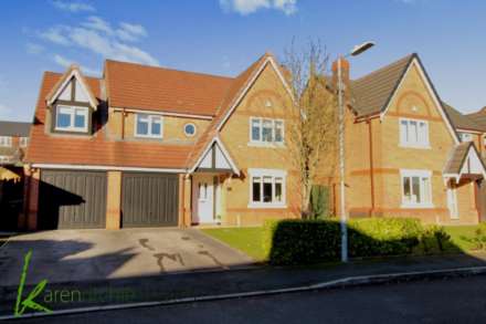 Property For Sale Waterslea Drive, Heaton, Bolton