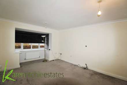 Burlington Drive, Heaton, Image 3