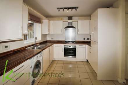 Burlington Drive, Heaton, Image 5