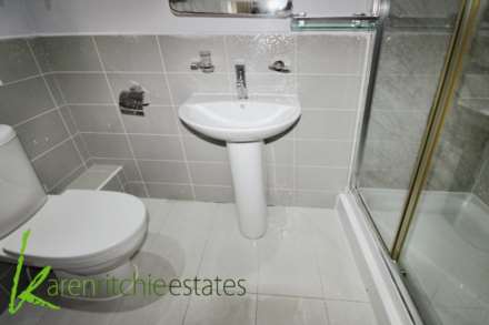 Burlington Drive, Heaton, Image 8