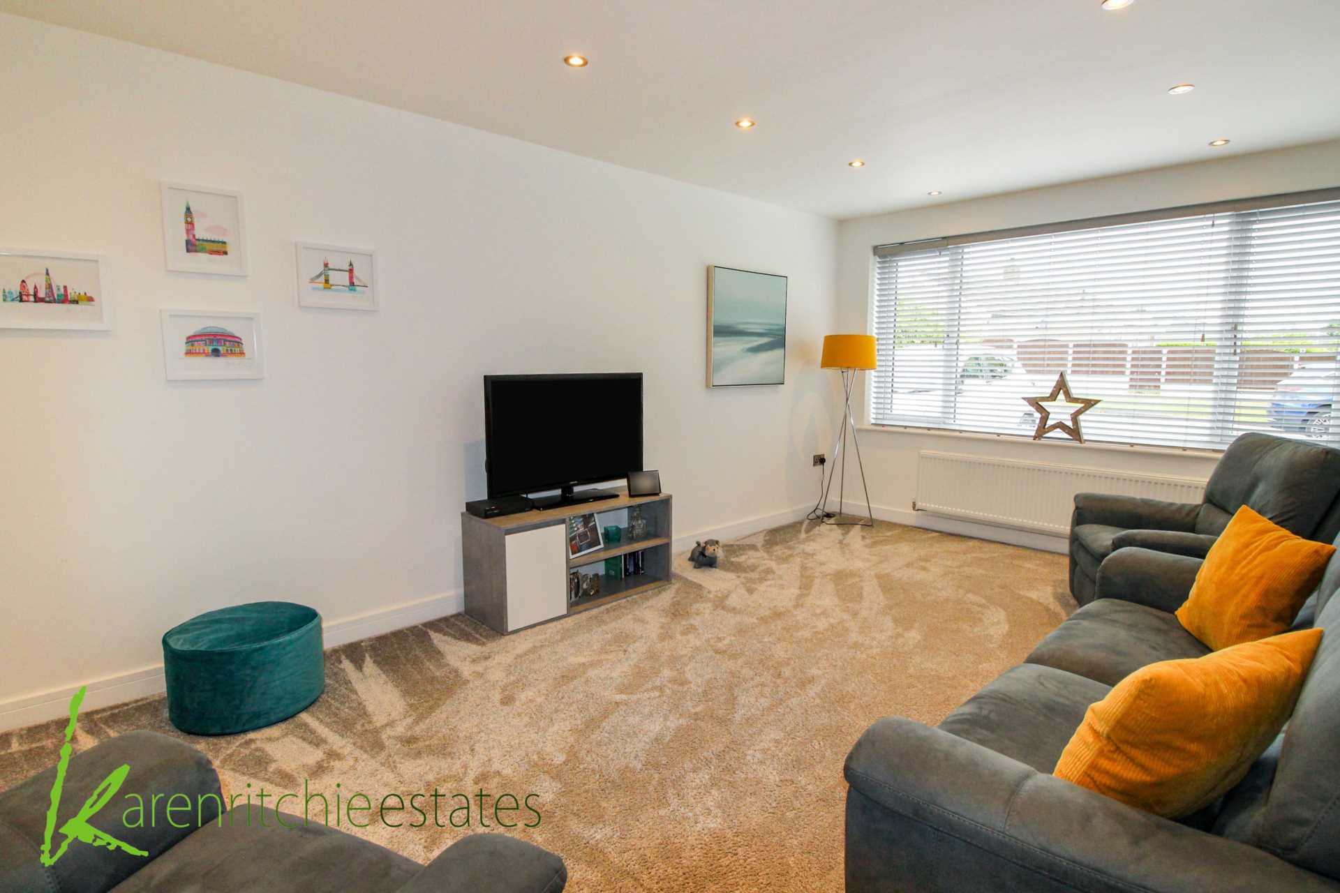 Sandray Close, Ladybridge, BL3, Image 4