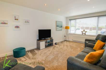 Sandray Close, Ladybridge, BL3, Image 4