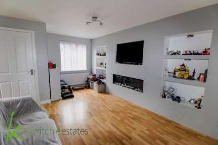 Owsten Court, Horwich., Image 2