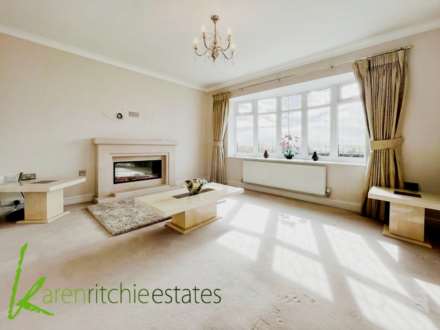 Junction Road West, Lostock, Image 6