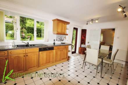 Ravenswood, Heaton, Bolton BL1, Image 3