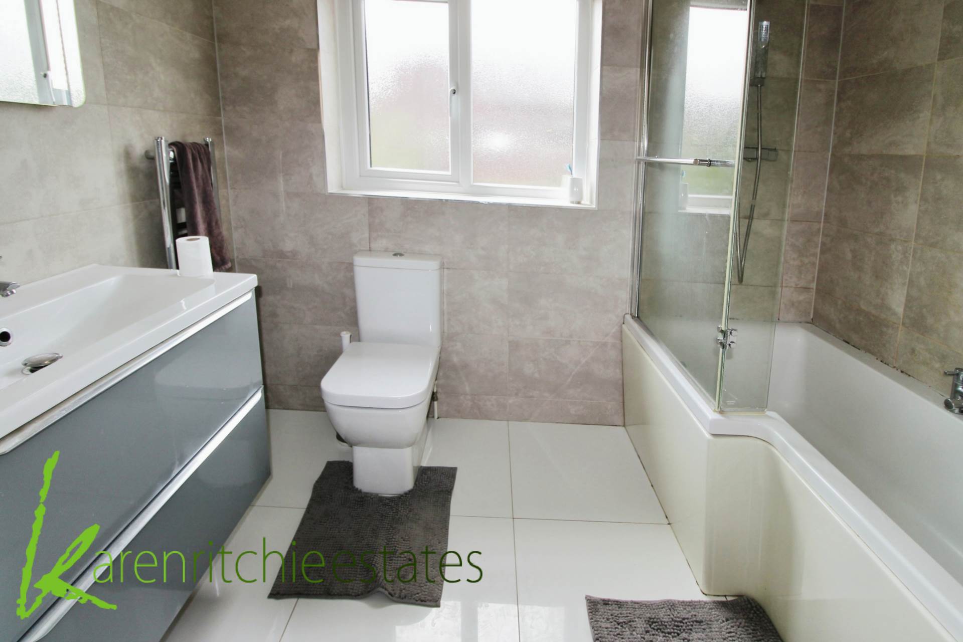 Whitland Avenue, Heaton, Image 15