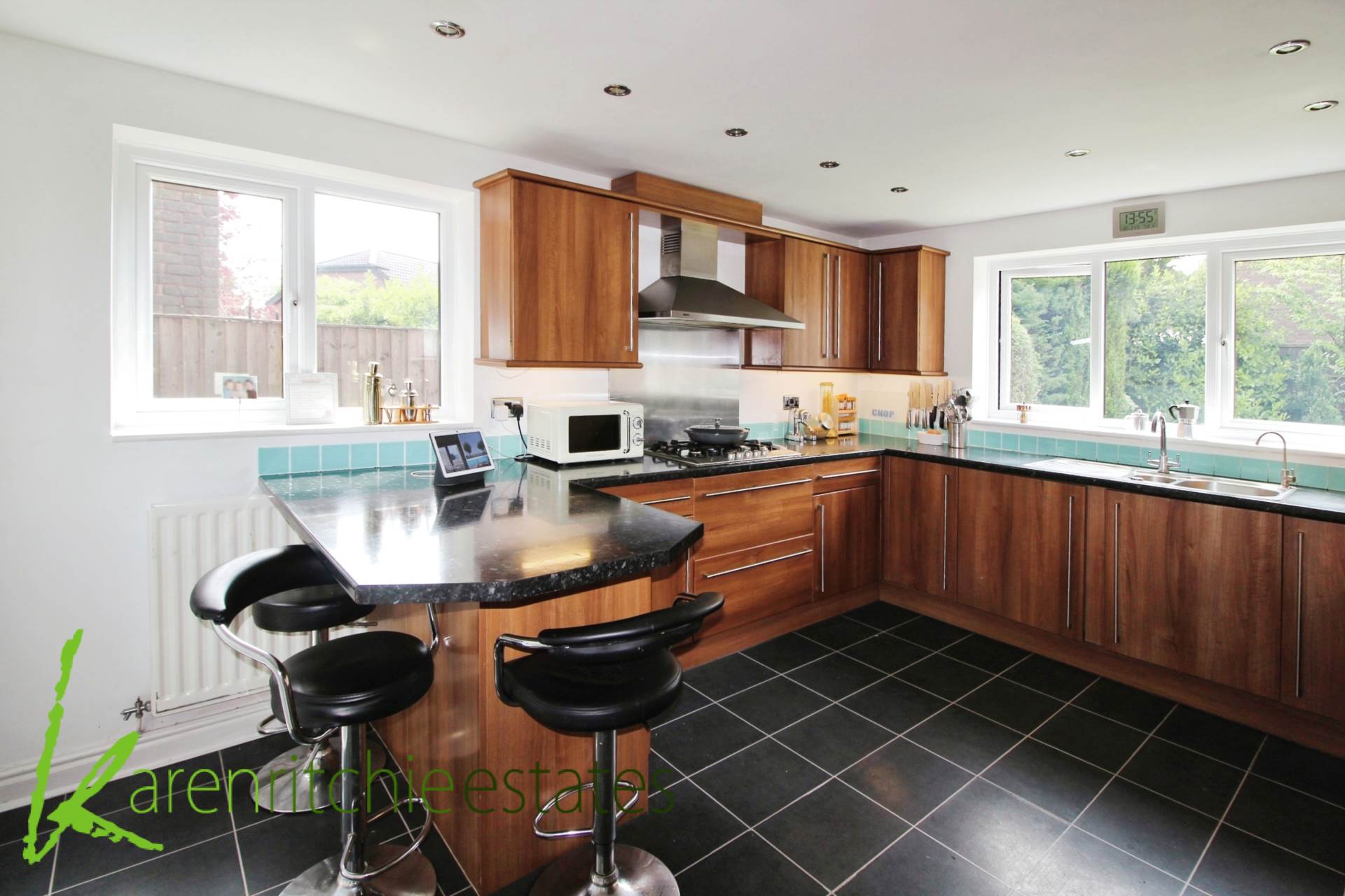 Whitland Avenue, Heaton, Image 6