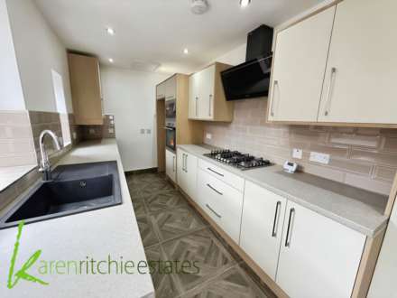 Whitecroft Road, Heaton, Image 2