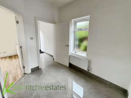 Whitecroft Road, Heaton, Image 4