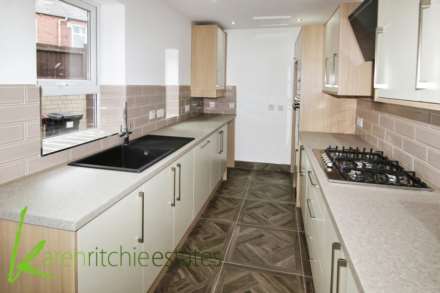 Whitecroft Road, Heaton, Image 7