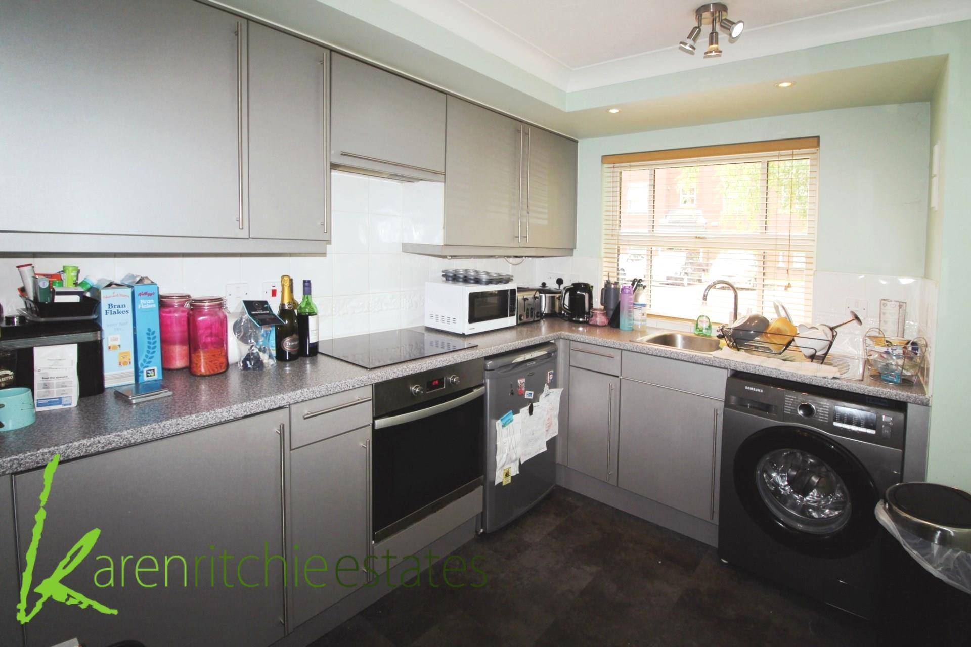 Royal Court Drive, Bolton, Image 6