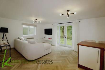 Grosvenor Gardens, Bolton, Image 3