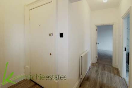 Albert Road, Heaton, Image 10