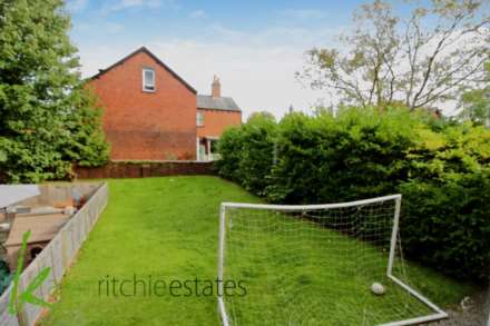 Albert Road, Heaton, Image 12