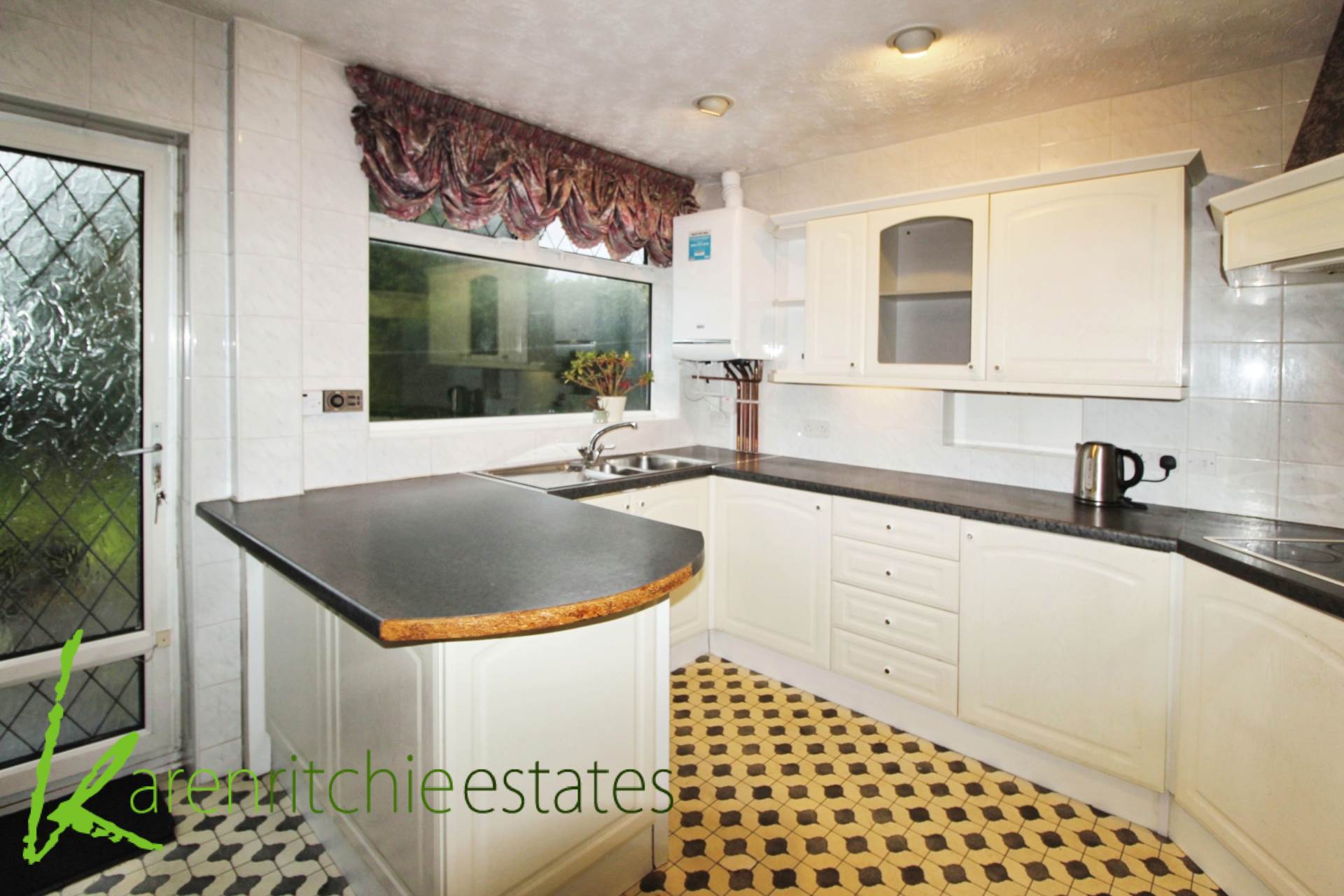 Chesterton Drive, Ladybridge, Image 6