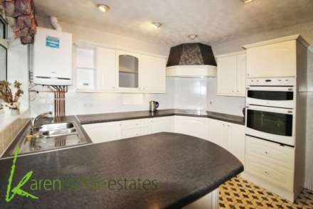 Chesterton Drive, Ladybridge, Image 2