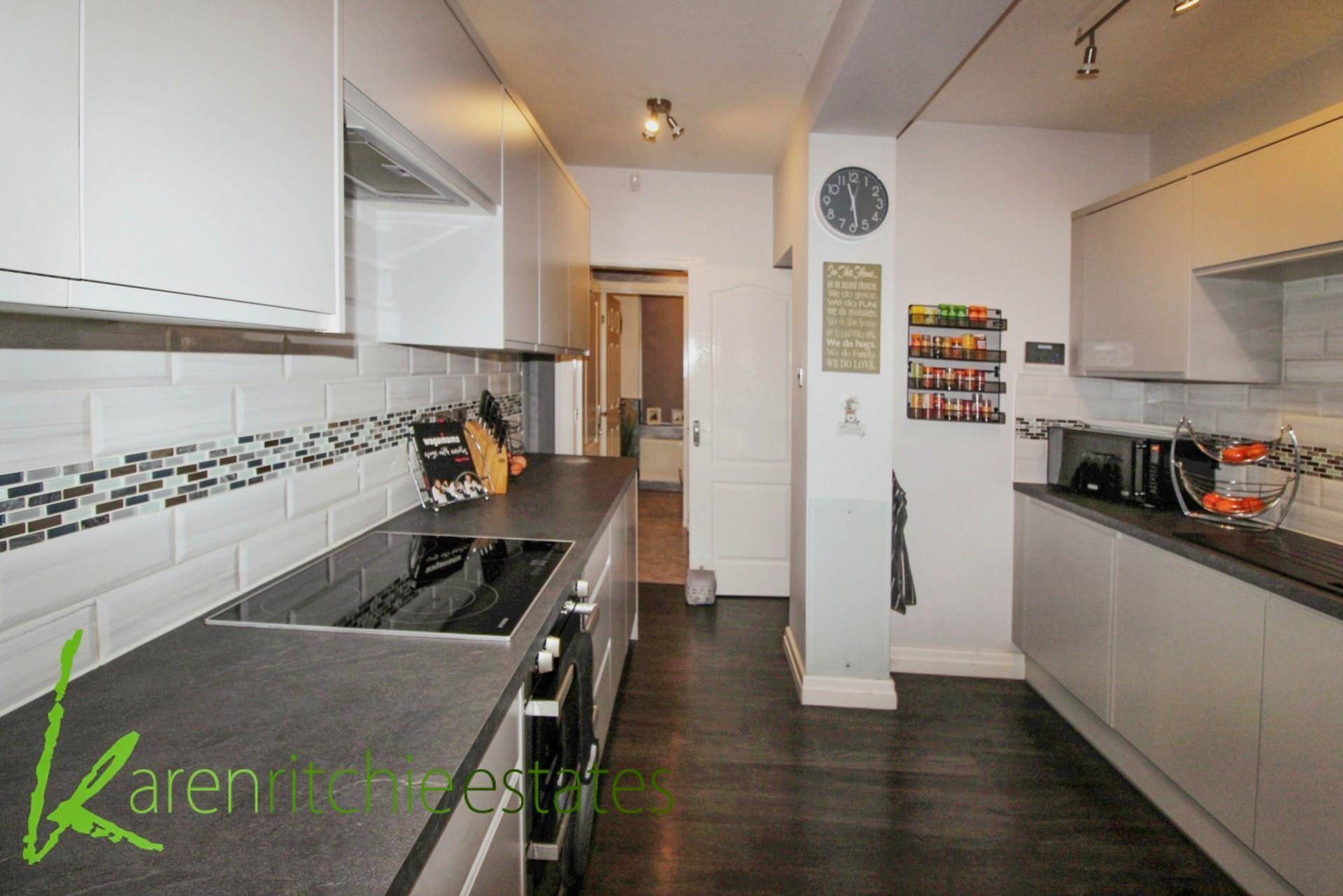 Leighton Avenue, Heaton, Image 7