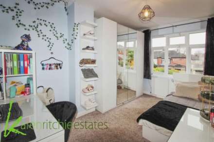 Leighton Avenue, Heaton, Image 12