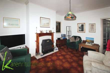 Longford Avenue, Smithills, Image 4