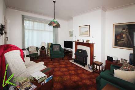 Longford Avenue, Smithills, Image 5