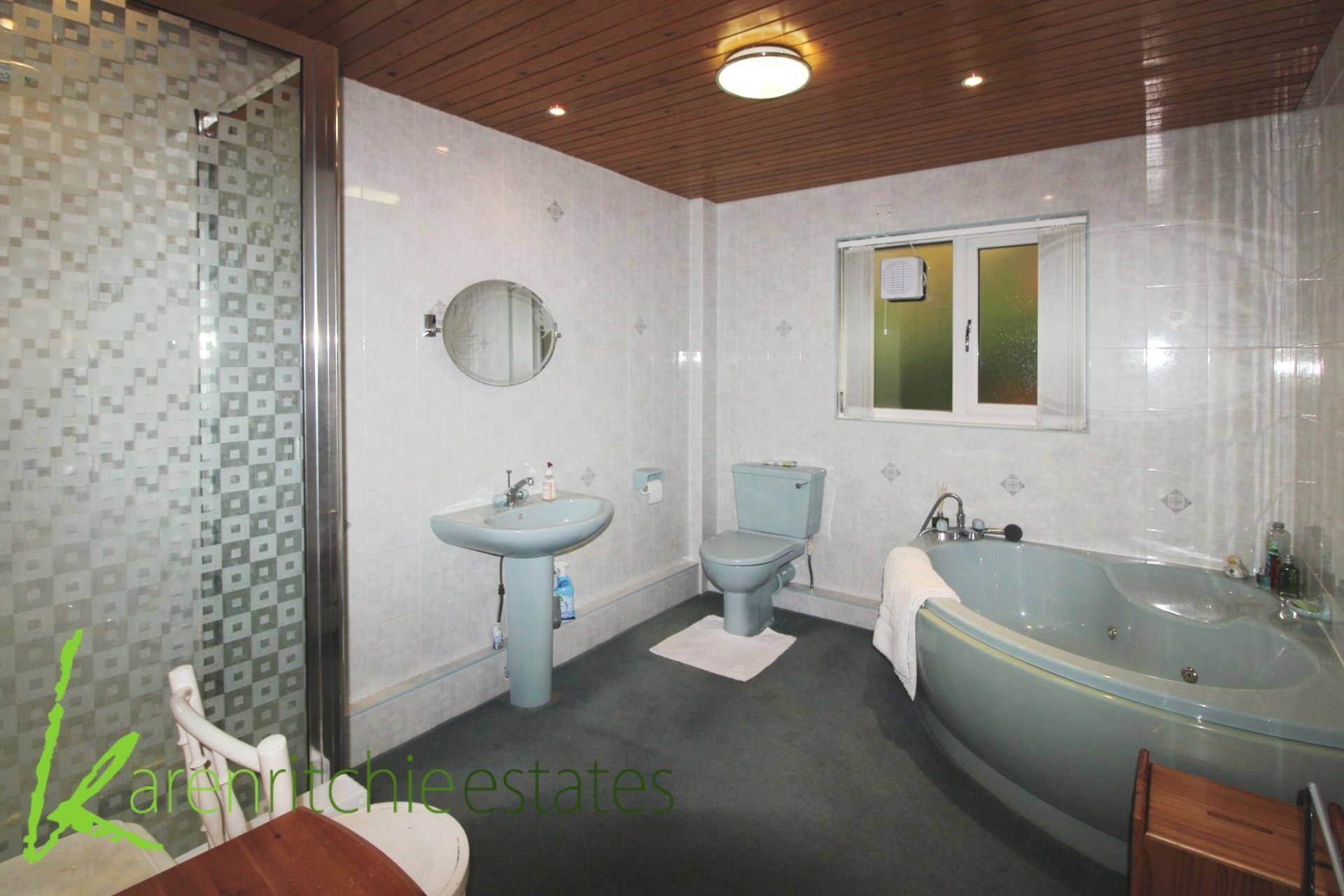Riefield, Smithills, Image 7