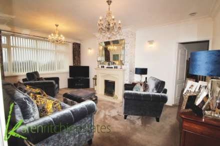 Meads Grove, Farnworth, Image 3